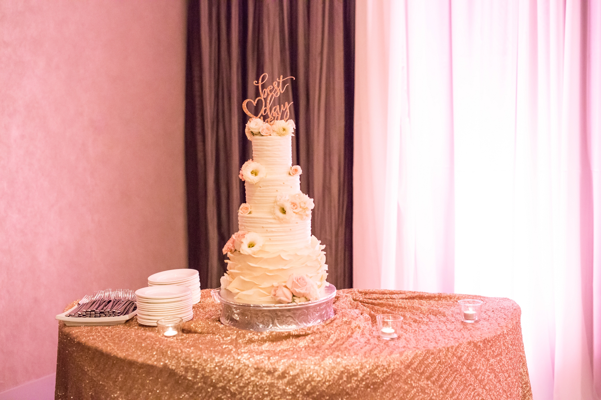 matrix hotel edmonton wedding photos blush and gold wedding decor the art of cake edmonton