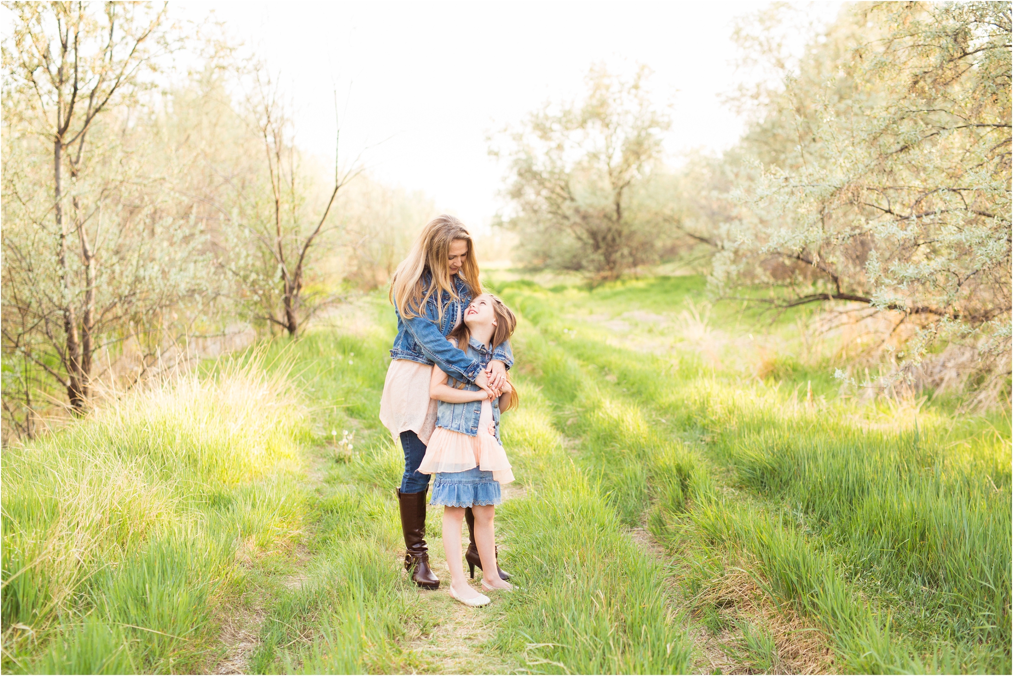 Medicine Hat Family Photographer mommy and me photos