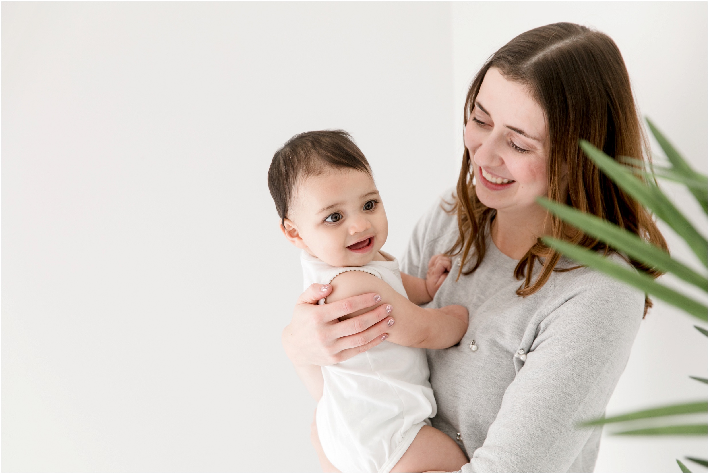 sitter session, edmonton newborn photographer, edmonton family photographer, yegphotographer, nc photography, edmonton newborn photos, sitter, newborn, maternity shoots, maternity photographer edmonton,