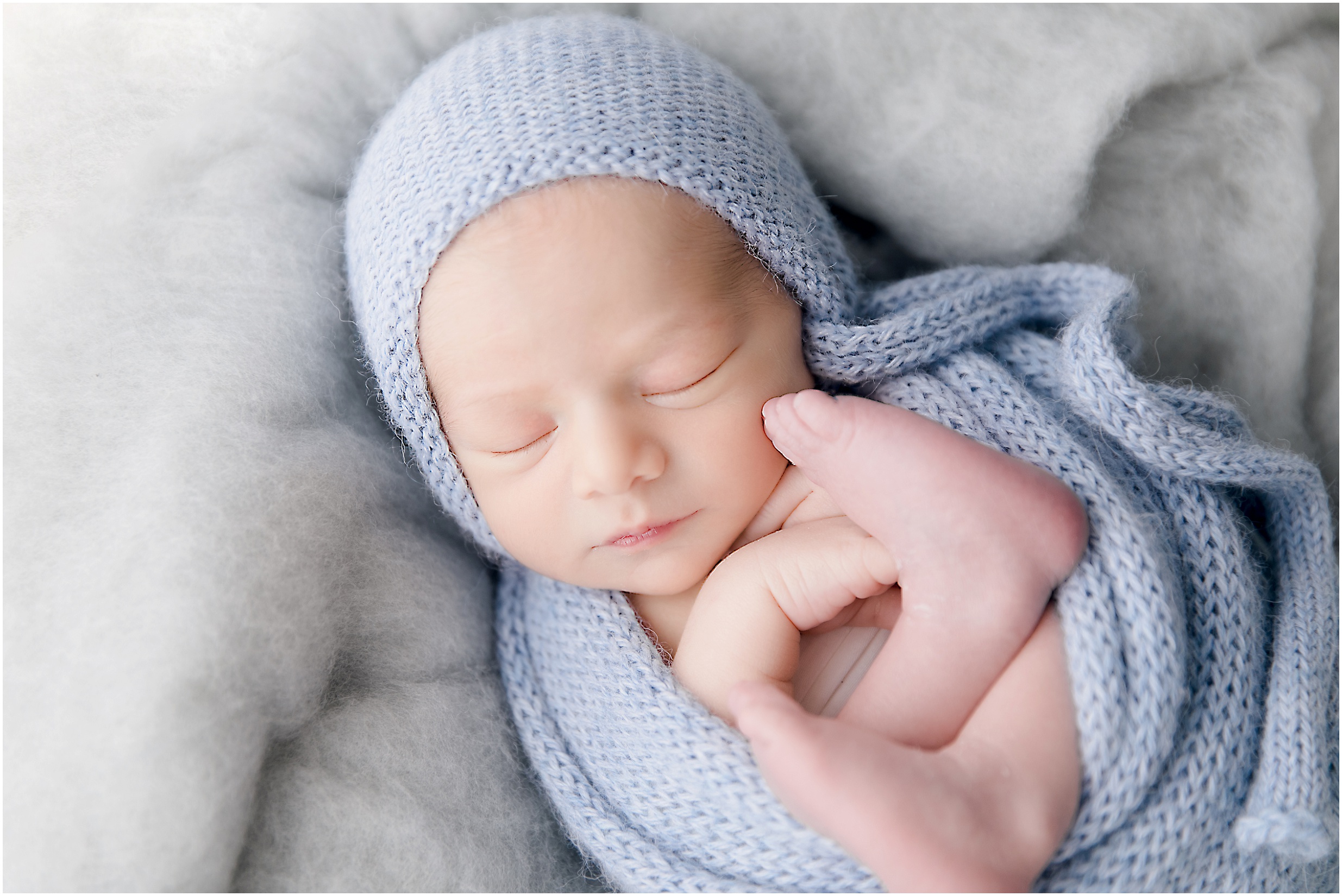 newborn photos, edmonton newborn photographer, nc photography, yeg photographer, edmonton maternity photographer