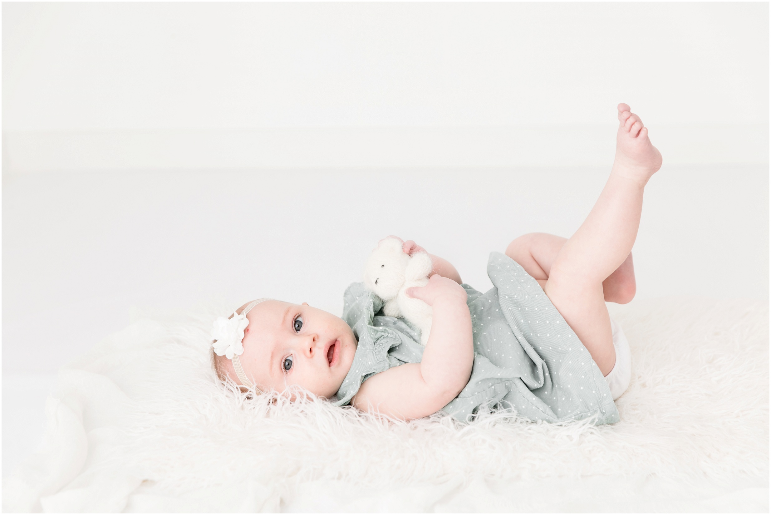 sitter session, nc photographer, 6 month photoshoot, edmonton photographer, edmonton family photographer